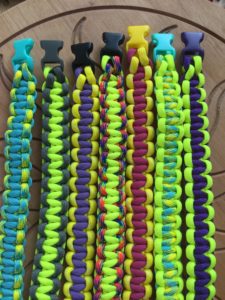 armbaender-gelb